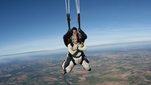 7,000 feet Tandem Skydive in Suffolk