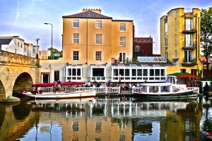 Afternoon Tea Cruise in Oxford for Two