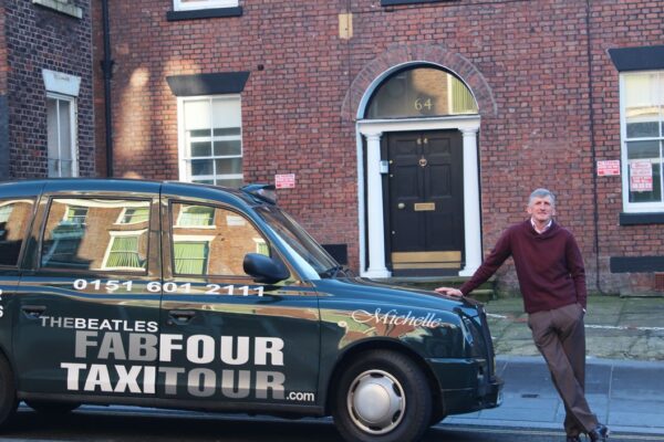Liverpool Highlights Private Taxi Tour and Anfield Stadium Tour with Museum Entry for Two