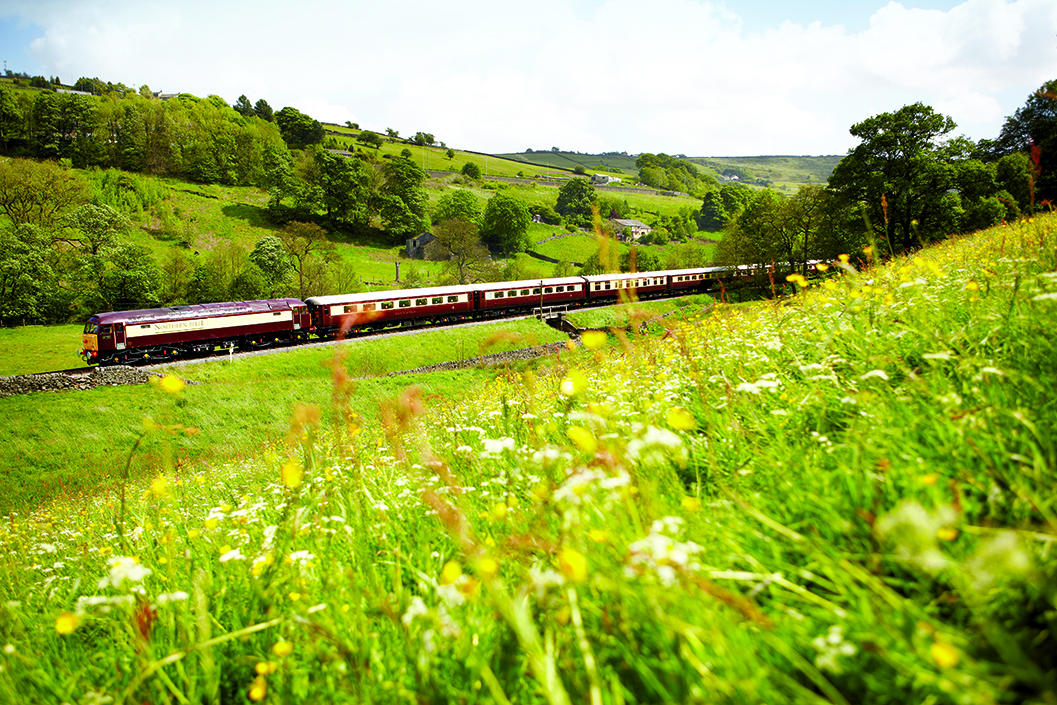 luxury train journey crewe to carlisle