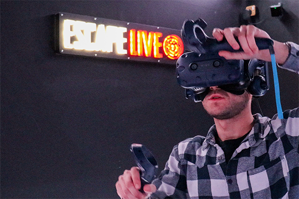 Virtual Reality Escape Room Live Experience For Four - Unique Gifting